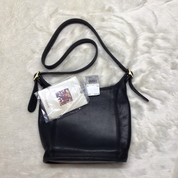 Coach Handbags - Vintage Coach black slim Duffie medium leather shoulder handbag w/ original tags